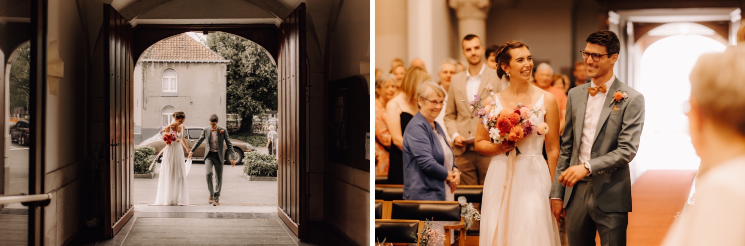 bruidspaar wandelt kerk samen binnen