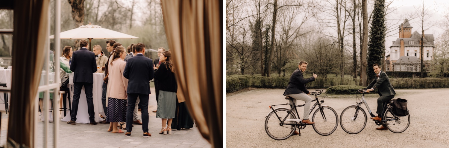 Huwelijksfotograaf Limburg - bruidegom poseert op een fiets met zijn beste vriend